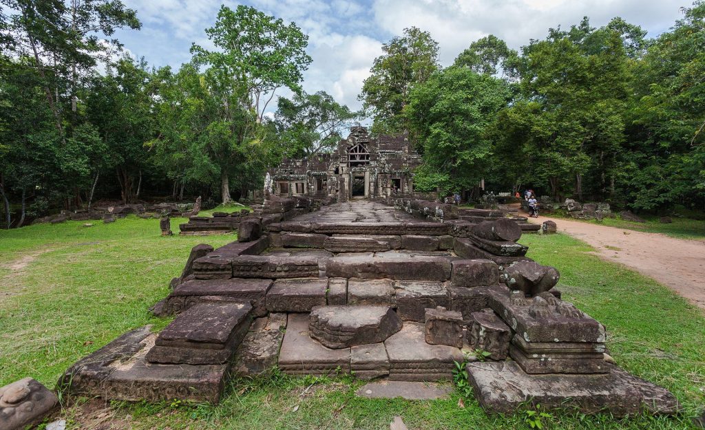 Banteay Kdei: A Buddhist Monastic Complex at Angkor 4 Banteay Kdei