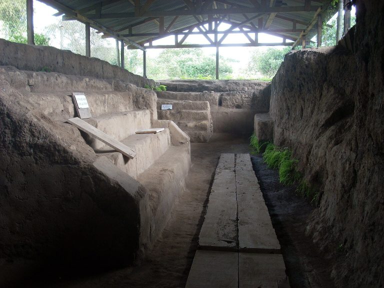 Kaminaljuyu: A Major Maya Urban and Ceremonial Center in Guatemala