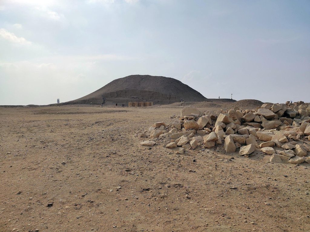 Pyramid of Senusret III: A Twelfth Dynasty Royal Complex at Dahshur 1 Pyramid of Senusret III