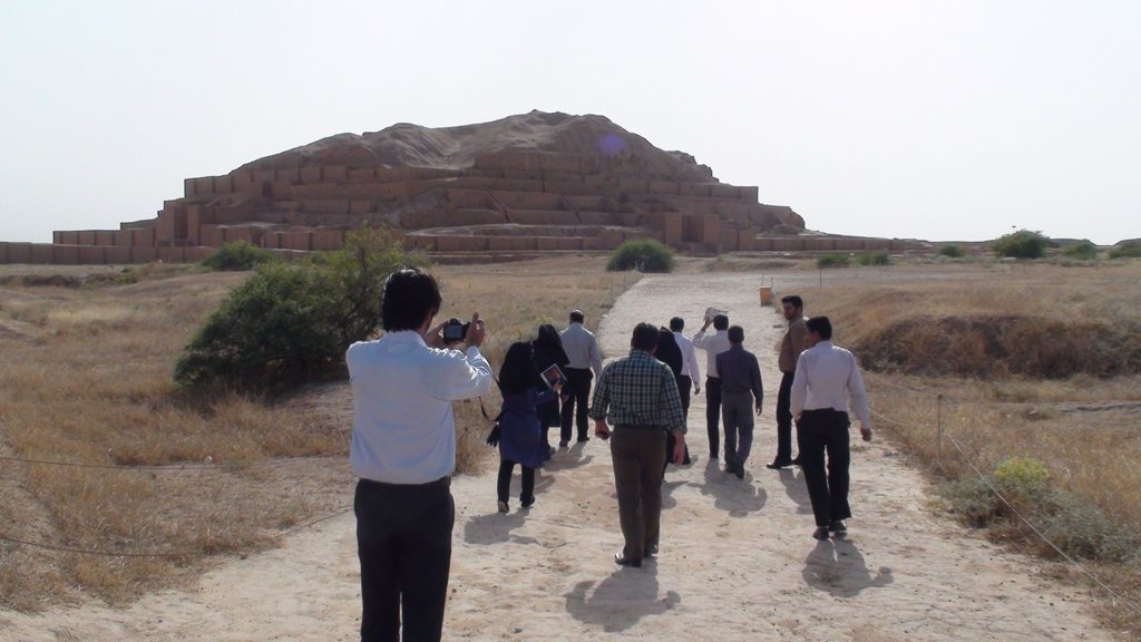 Chogha Zanbil: An Elamite Religious Complex in Iran 5 Chogha Zanbil