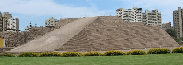 Huaca Huallamarca: A Pre-Columbian Ceremonial and Burial Monument in Lima