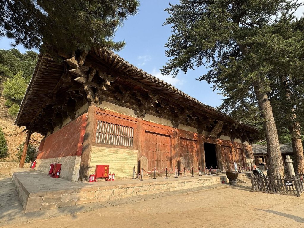 Foguang Temple: A Northern Wei Buddhist Temple in China 5 Foguang Temple