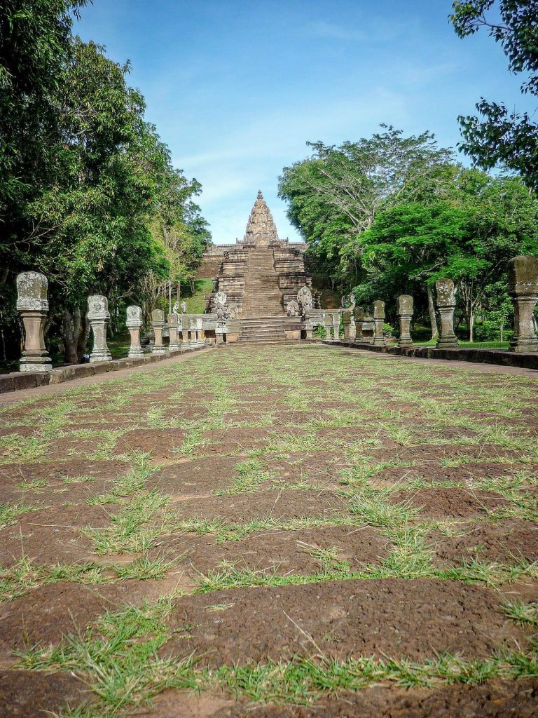 Phanom Rung Historical Park: A Khmer Temple Complex in Thailand 2 Phanom Rung historical park