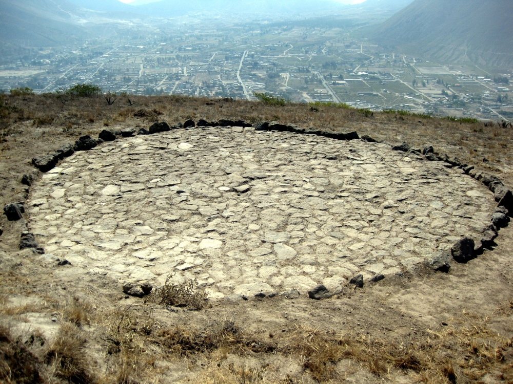 Catequilla: An Equatorial Ceremonial and Astronomical Landscape in Ecuador 2 Catequilla