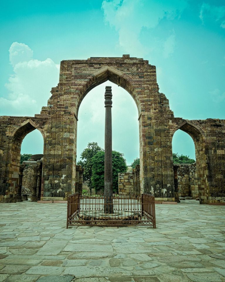 Iron Pillar of Delhi: A Gupta-Period Religious Monument in Mehrauli