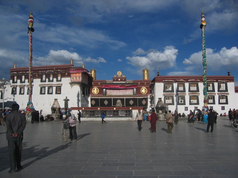 Jokhang: A Tibetan Buddhist Temple Complex in Lhasa 1 Jokhang