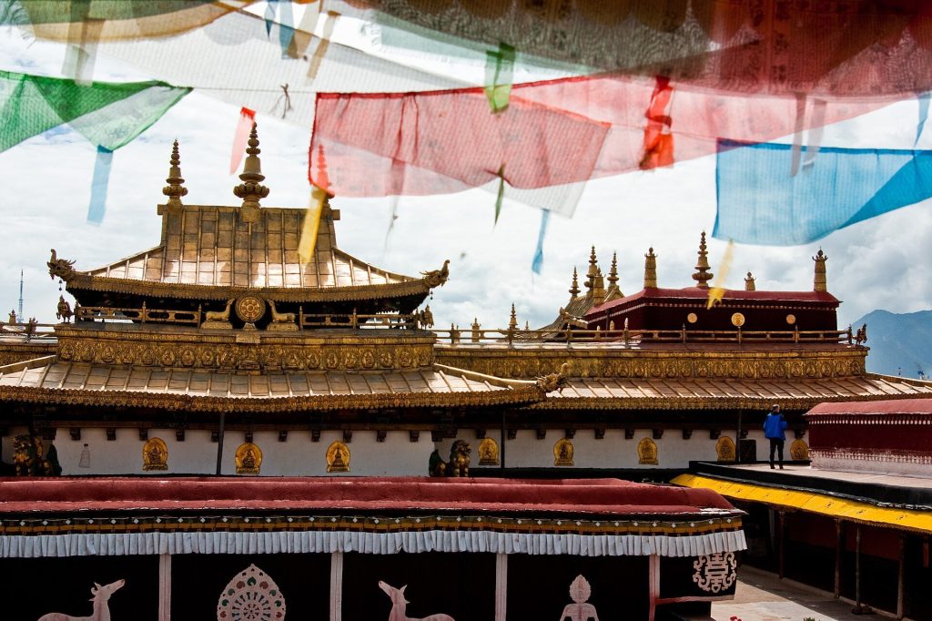 Jokhang: A Tibetan Buddhist Temple Complex in Lhasa 2 Jokhang
