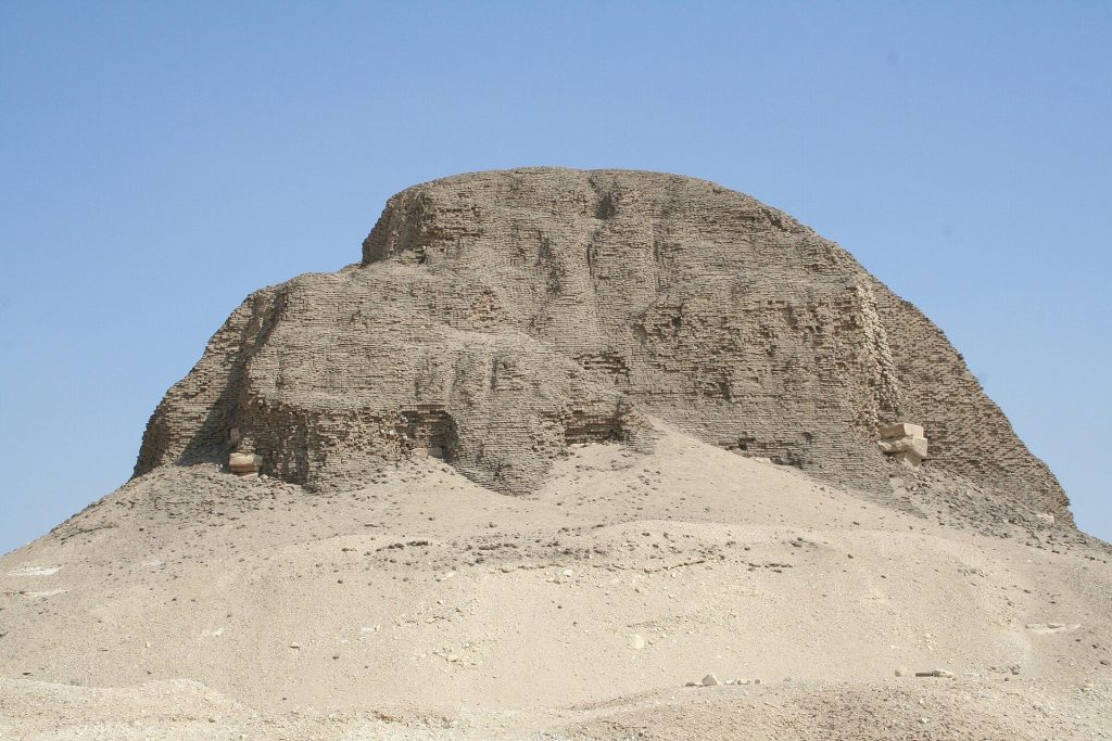 Pyramid of Senusret II: A Middle Kingdom Royal Tomb at El Lahun 1 Pyramid of Senusret II
