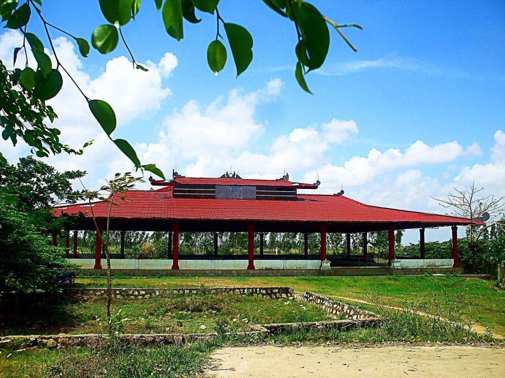 Óc Eo: An Archaeological Port Site Associated with Funan 5 Óc Eo