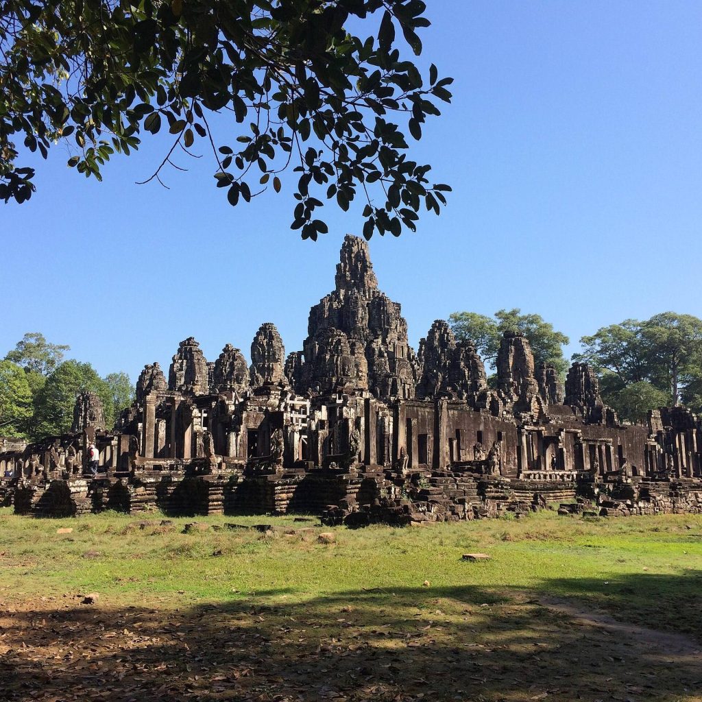 Bayon: The Buddhist State Temple of Angkor Thom 1 Bayon