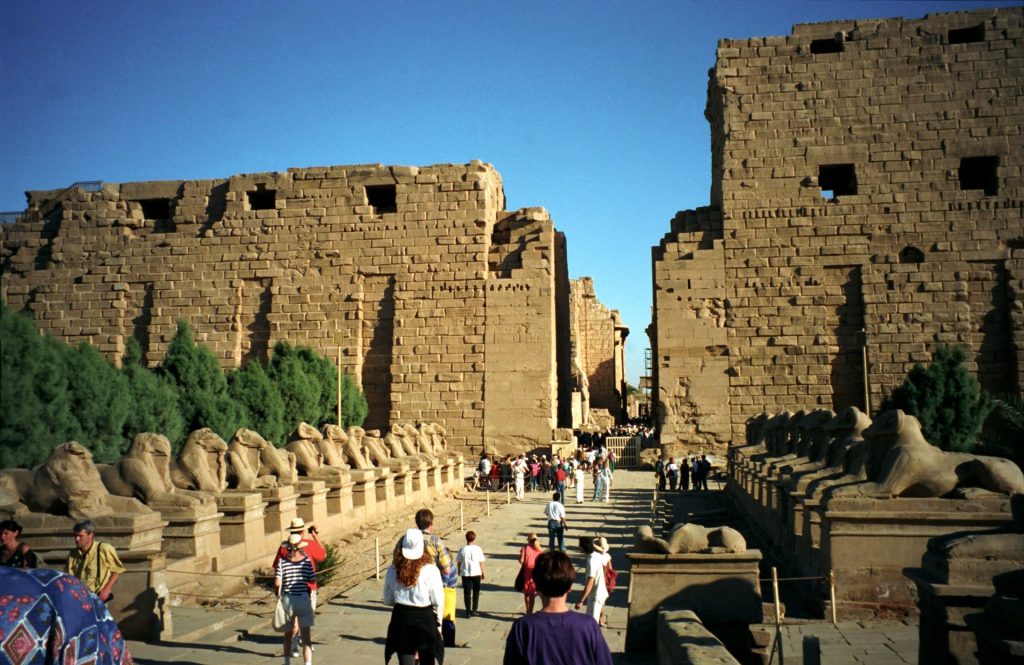 Precinct of Amun-Re: The Principal Temple Enclosure at Karnak 1 Precinct of Amun-Re