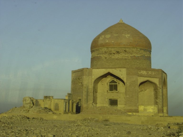 Makli Necropolis: A Historic Funerary Complex in Pakistan