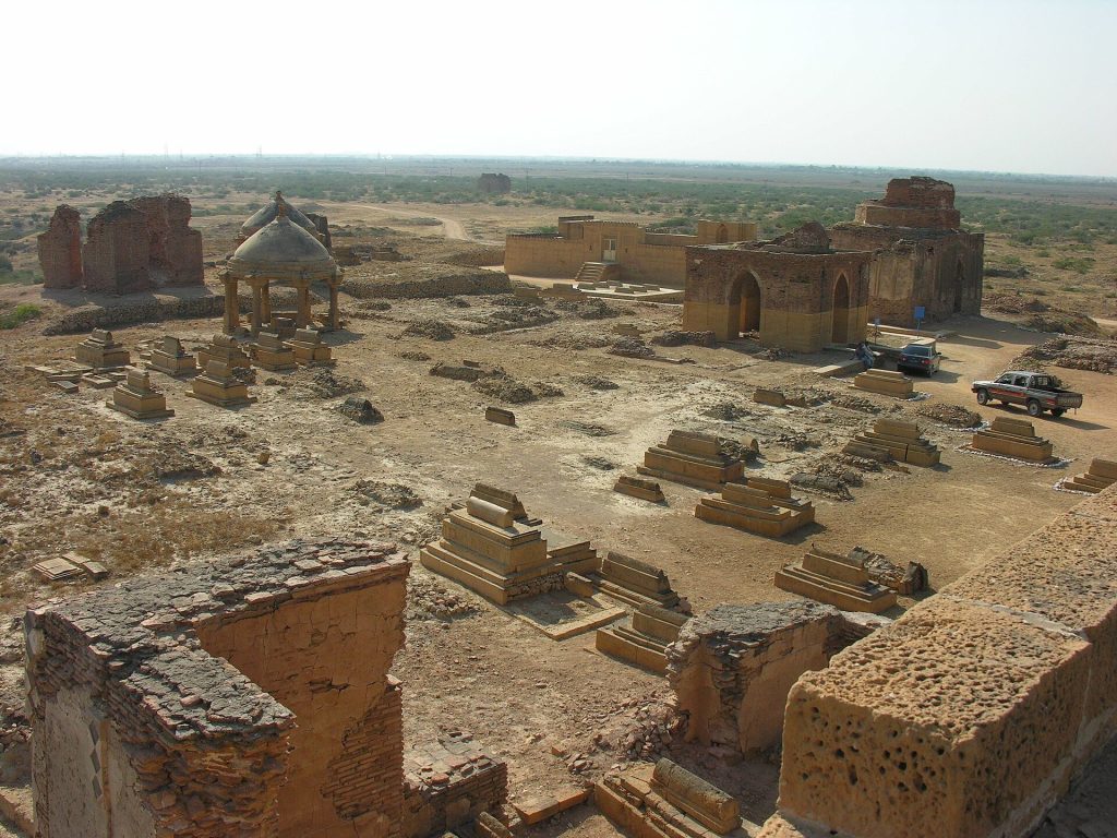 Makli Necropolis: A Historic Funerary Complex in Pakistan 2 Makli Necropolis
