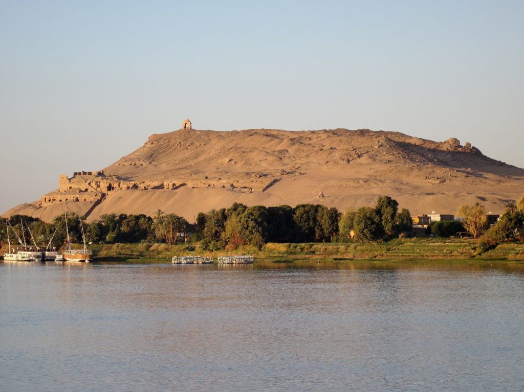 Qubbet el-Hawa: The Rock-Cut Governors’ Necropolis at Aswan 3 Qubbet el-Hawa