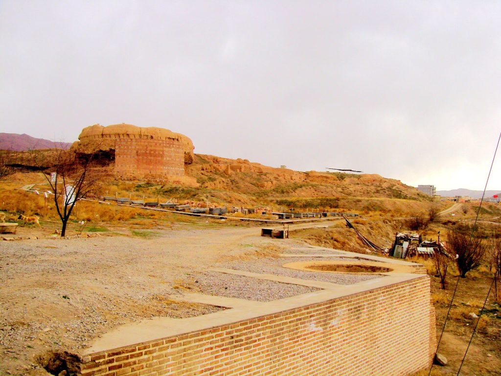 Rab'-e Rashidi: An Ilkhanid Academic and Charitable Complex in Tabriz 2 Rab'-e Rashidi