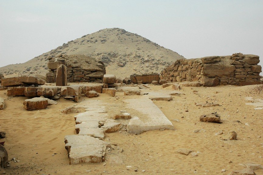Pyramid of Djedkare-Isesi: A Fifth Dynasty Royal Funerary Complex in Egypt 2 Pyramid of Djedkare-Isesi