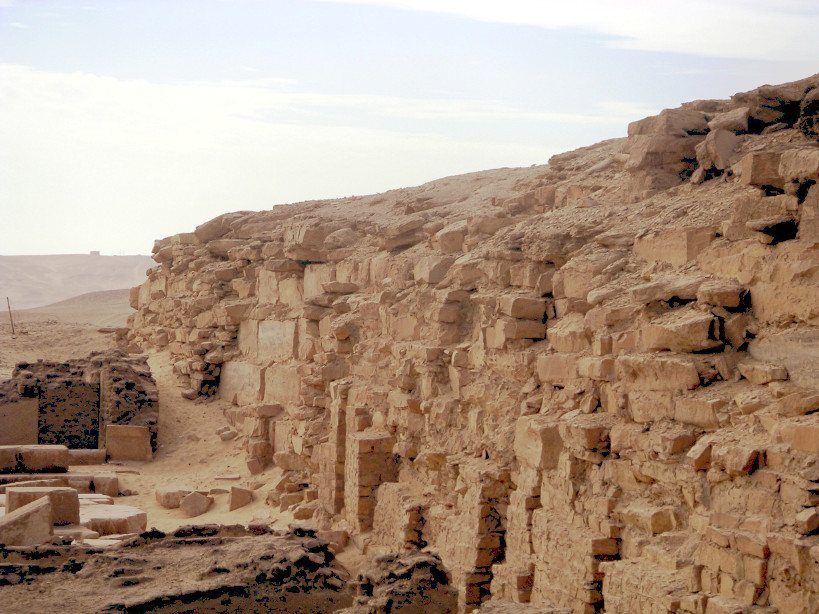 Pyramid of Neferefre: A Fifth-Dynasty Royal Tomb at Abusir 1 Pyramid of Neferefre