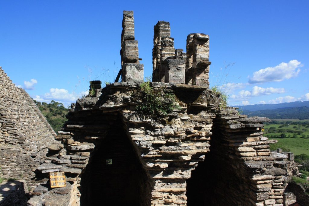Toniná: Maya City and Capital of the Kingdom of Po 3 Toniná