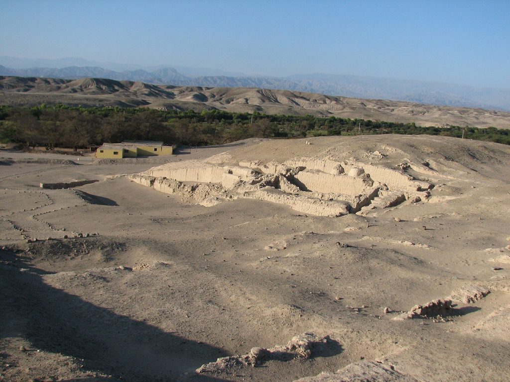 Cahuachi: A Nasca Ceremonial Center in Peru 5 Cahuachi