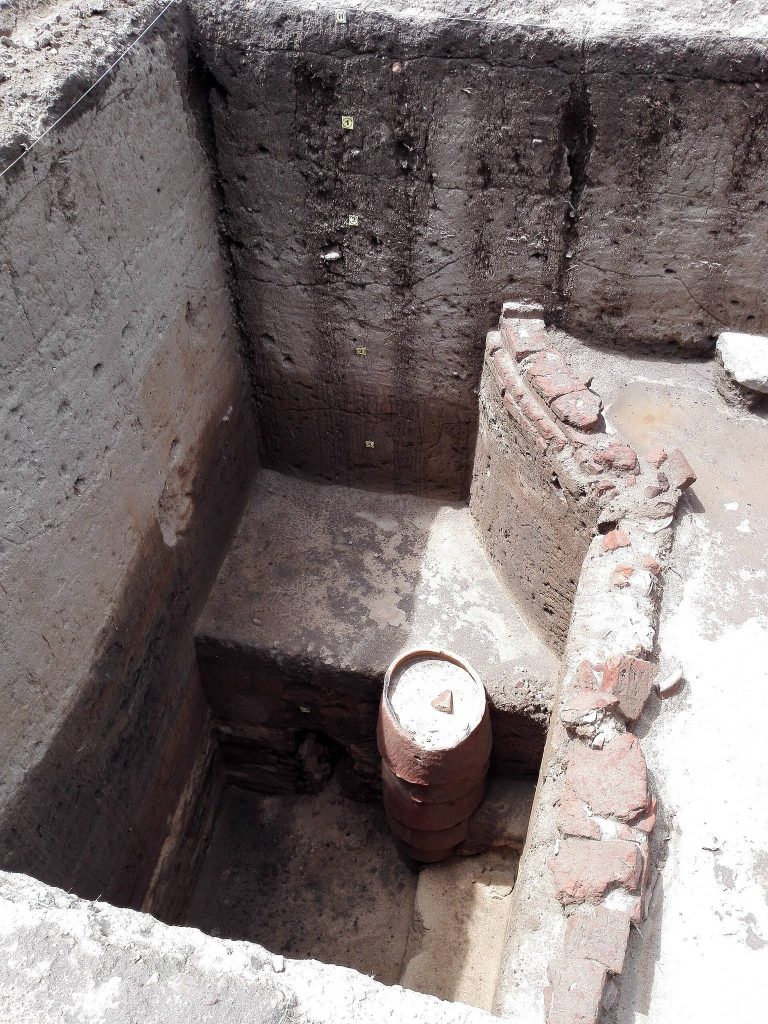 Keezhadi Excavation Site: A Sangam-Period Settlement in Tamil Nadu 4 Keeladi excavation site