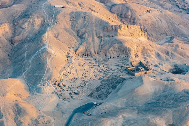 Deir el-Medina: An Ancient Egyptian Workmen’s Village