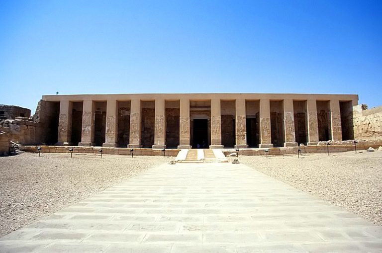 Abydos: An Ancient Egyptian Religious and Royal Center