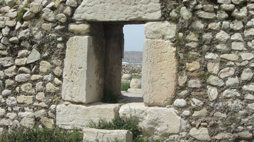 Bishapur: A Sasanian Royal City in Iran 5 Bishapur
