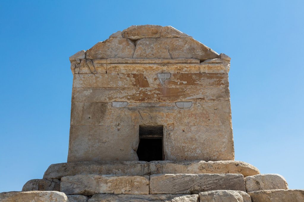 Tomb of Cyrus the Great: Achaemenid Royal Tomb at Pasargadae 2 Tomb of Cyrus the Great