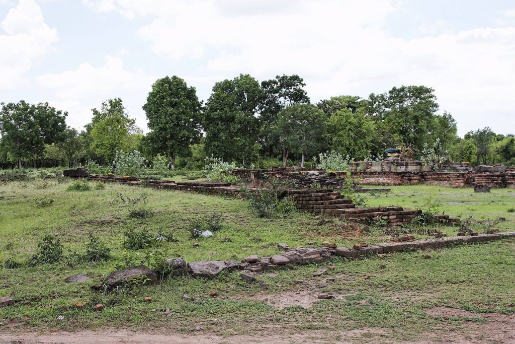 Muang Sema: An Ancient Fortified Settlement in Thailand 1 Muang Sema