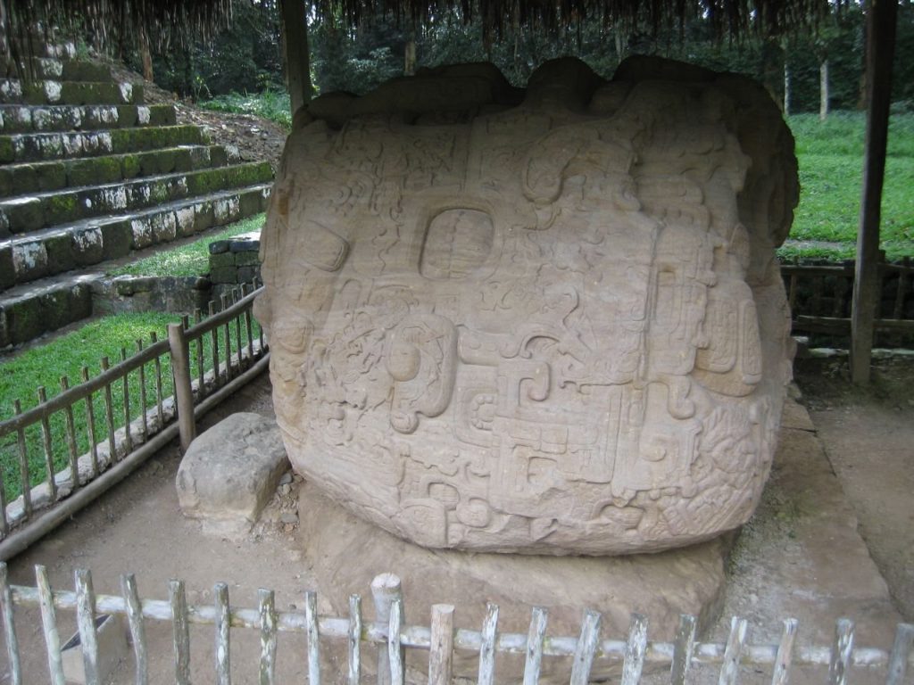 Quiriguá: An Ancient Maya Ceremonial and Political Center in Guatemala 1 Quiriguá