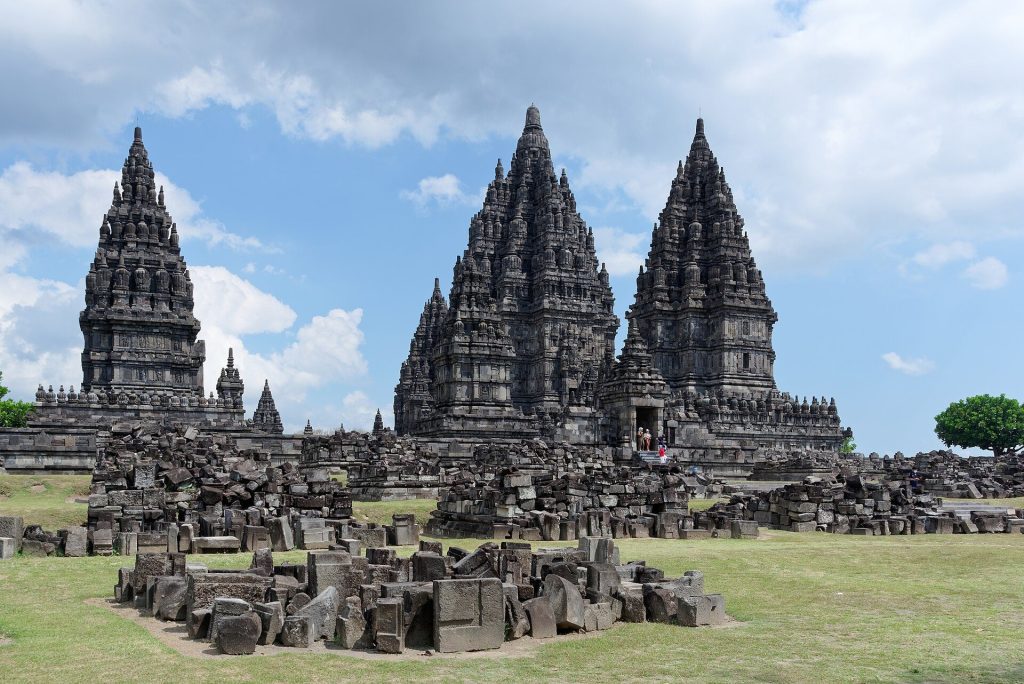 Prambanan Temple: A Ninth-Century Hindu Temple Complex in Indonesia 4 Prambanan Temple