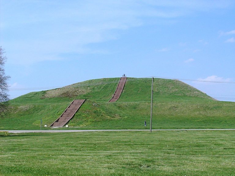 Cahokia: A Mississippian Urban and Ceremonial Center in Illinois