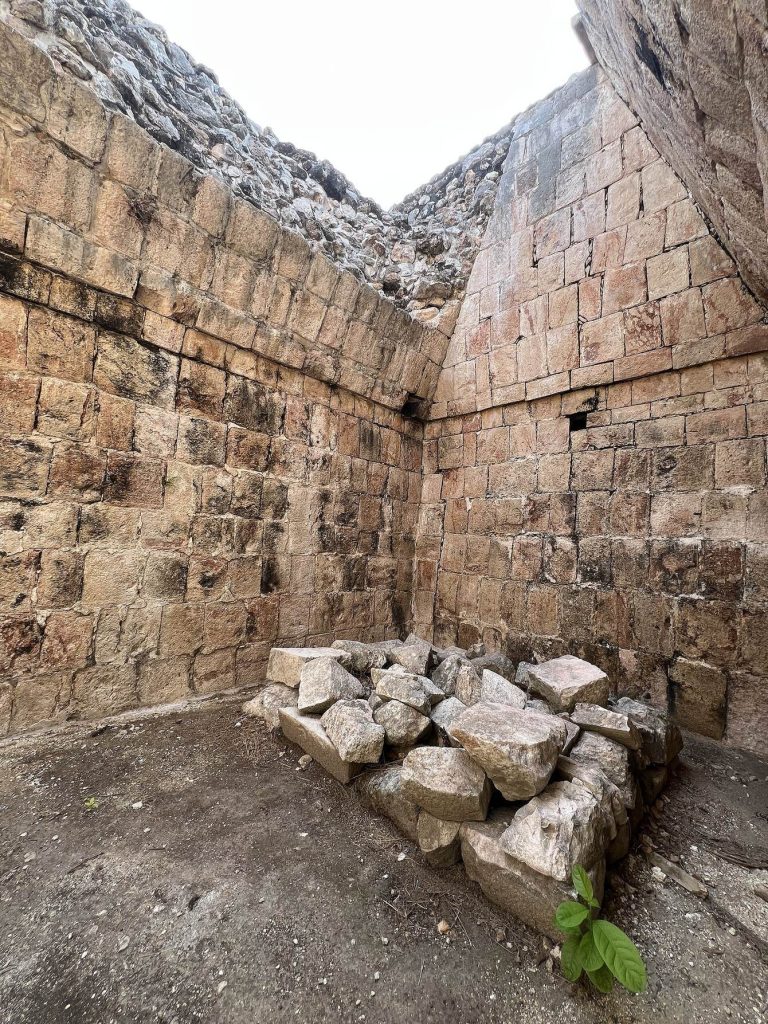 Uxmal: A Major Maya City in Yucatan, Mexico 2 Uxmal