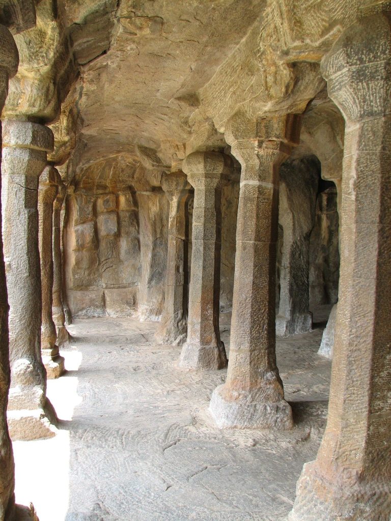 Cave Temples of Mahabalipuram: Pallava Rock-Cut Hindu Shrines