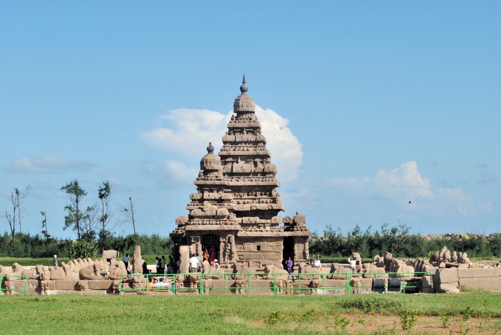 Cave Temples of Mahabalipuram: Pallava Rock-Cut Hindu Shrines 2 Cave Temples of Mahabalipuram