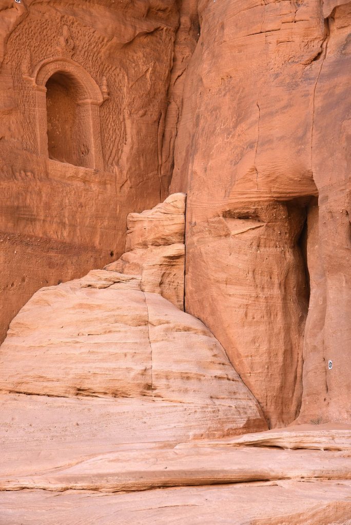 Hegra: A Nabataean Caravan City and Rock-Cut Necropolis in Saudi Arabia 2 Hegra