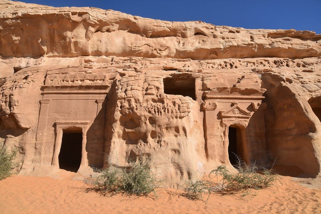 Hegra: A Nabataean Caravan City and Rock-Cut Necropolis in Saudi Arabia 4 Hegra