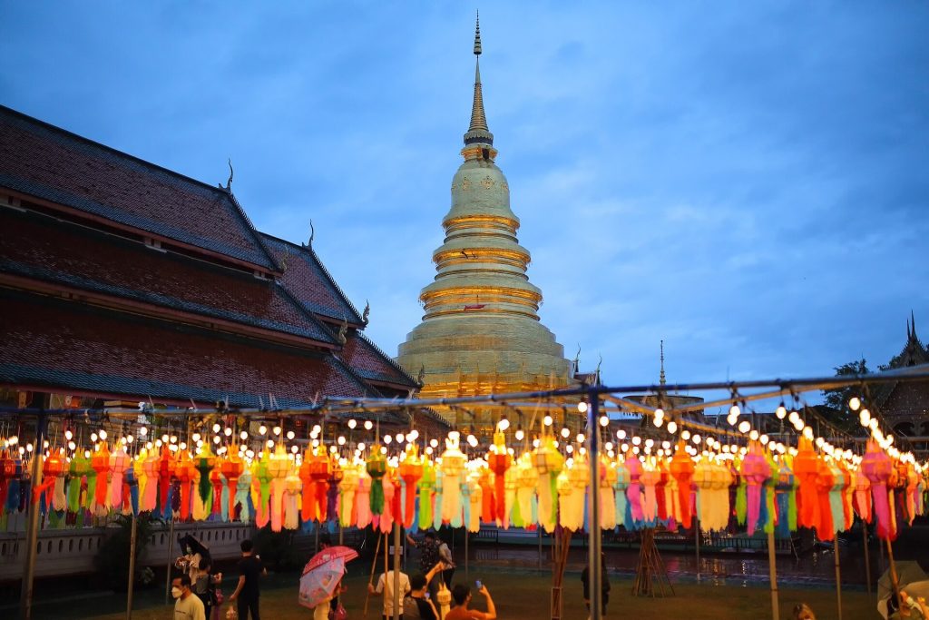 Wat Phra That Hariphunchai: A Royal Buddhist Temple in Lamphun 3 Wat Phra That Hariphunchai