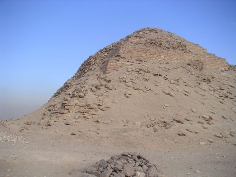 Pyramid of Neferirkare: A Fifth-Dynasty Royal Pyramid at Abusir
