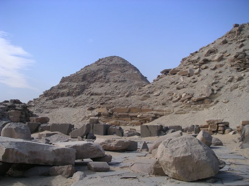 Pyramid of Neferirkare: A Fifth-Dynasty Royal Pyramid at Abusir 2 Pyramid of Neferirkare
