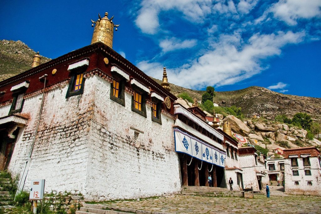 Sera Monastery: A Gelug Buddhist University in Lhasa 1 Sera Monastery