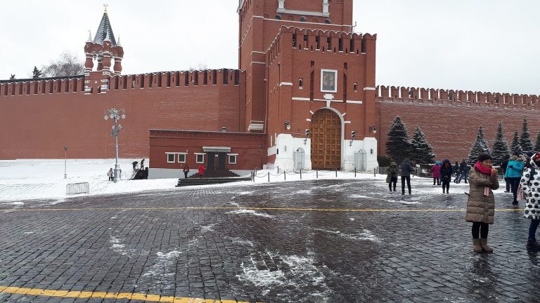 Moscow Kremlin Wall: Fortifications of the Kremlin