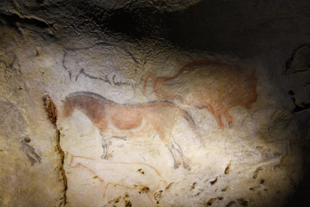 Ekain Cave: A Paleolithic Cave-Art Site in Spain 1 Ekain cave