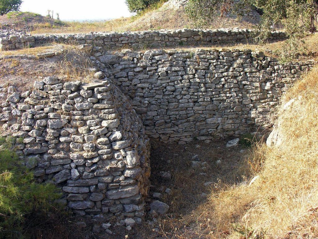 Hisarlik Hill: The Archaeological Site of Ancient Troy 3 Hisarlik Hill