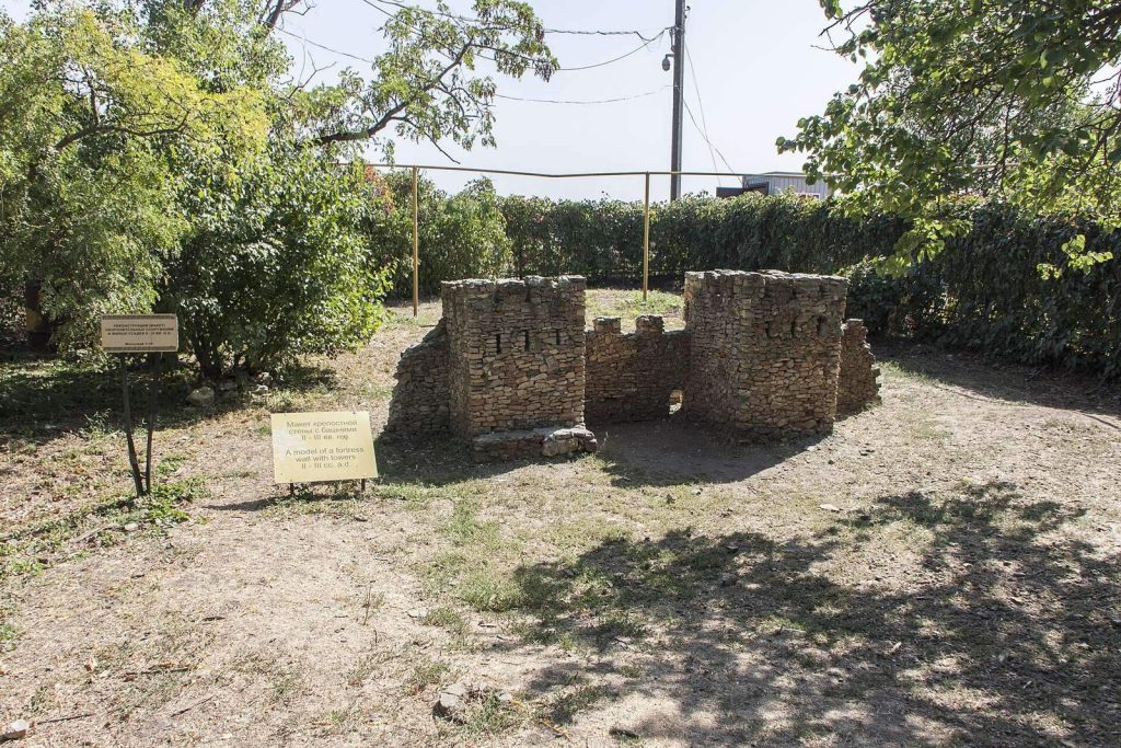 Tanais: An Ancient Greek Trading City in the Don Delta 2 Tanais