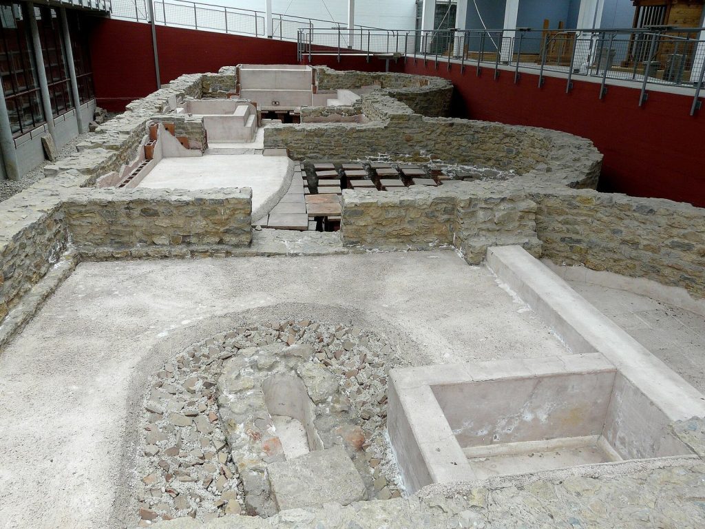 Castra of Osterburken: A Roman Frontier Fort Complex in Germany 4 Castra of Osterburken
