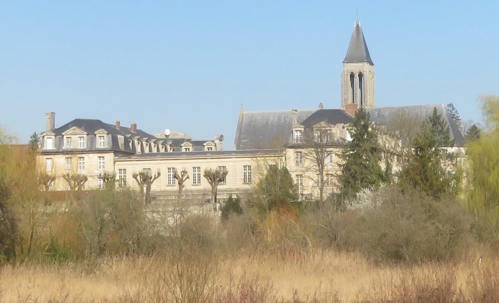 St. Vincent Abbey, Senlis: An Augustinian Monastery and School 1 St. Vincent Abbey, Senlis