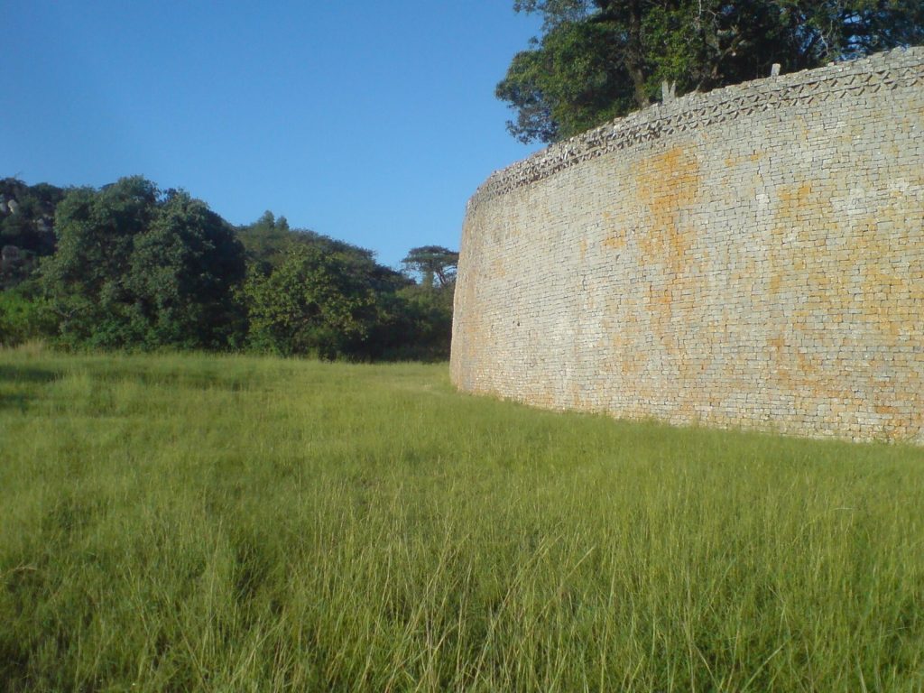 Great Zimbabwe: Capital of a Medieval Southern African Kingdom 1 Great Zimbabwe