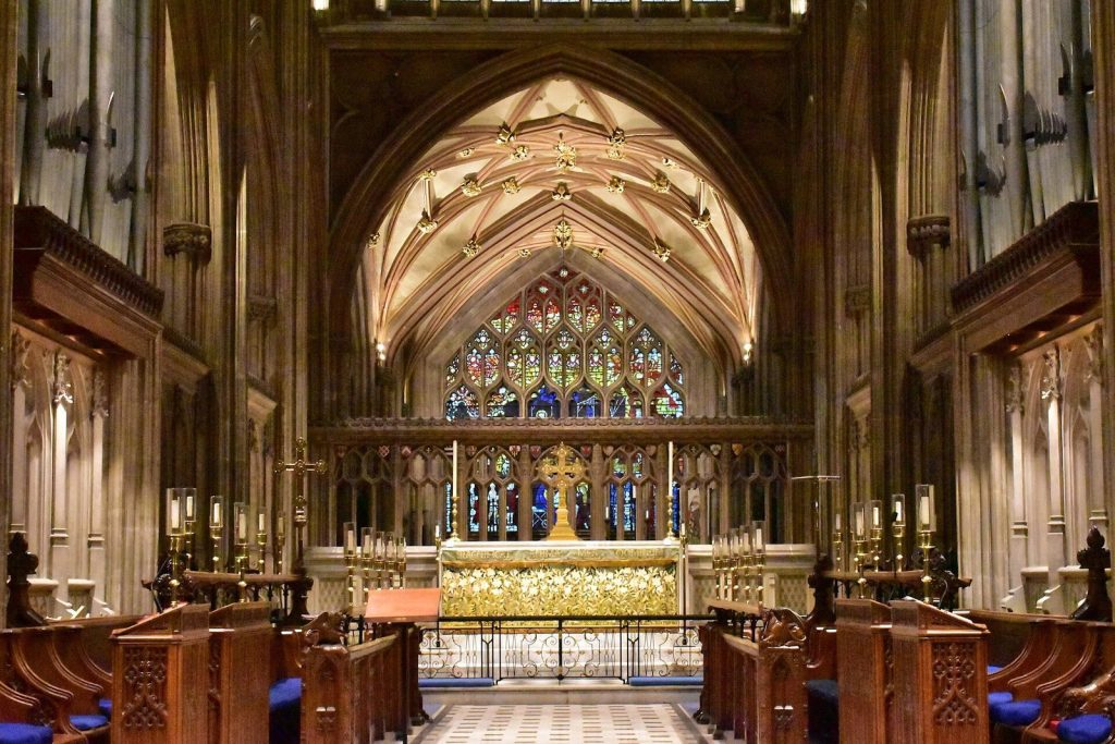 St Mary Redcliffe: A Gothic Parish Church in Bristol 2 St Mary Redcliffe