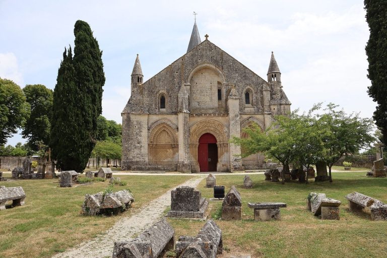 Church of Saint-Pierre d’Aulnay: A Romanesque Pilgrimage Church